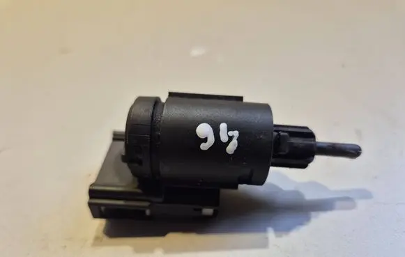 Skoda Octavia Mk2 (1Z) Brake pedal sensor switch 3B0945511C 19322010