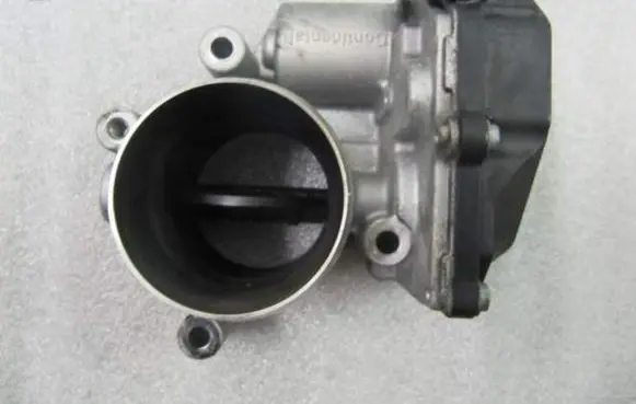 Audi Q5 SQ5 Throttle valve 03L128063D