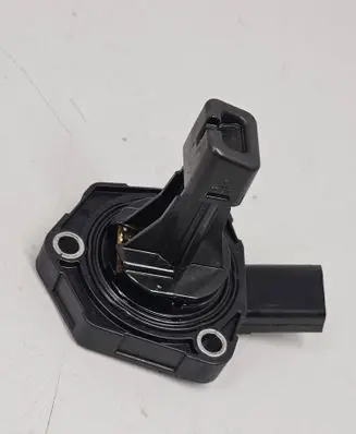 Volkswagen PASSAT B8 Oil level sensor 04L907660C 42056005 6PR00962912