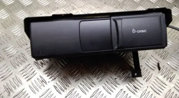 Volkswagen Touareg I CD/DVD changer 1J6035111 7L6035493A