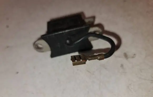 Volkswagen PASSAT B3 Windscreen/window heater switch 333035570