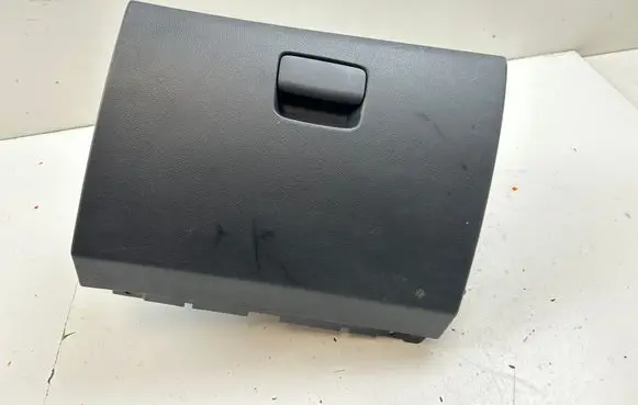 Mercedes-Benz CLA C117 X117 W117 Glove box A1726800026 1085694X