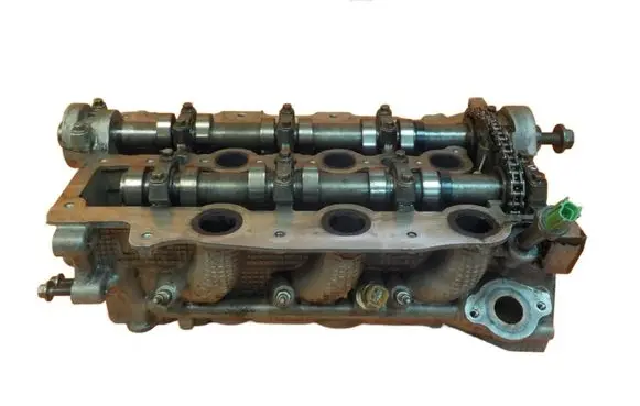 Land Rover Range Rover L405 Engine head 9X2Q6C064DA KOMPLETNA