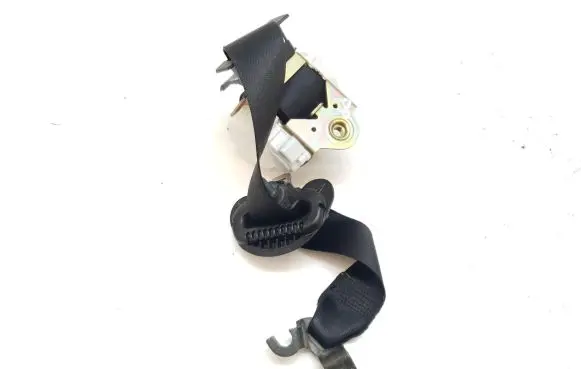 BMW 1 E81 E87 Front seatbelt 33017492B