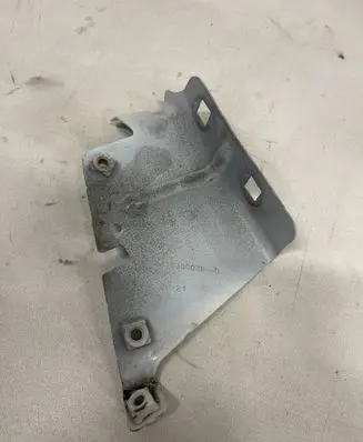 Renault Master III Fender mounting bracket 641C30003R