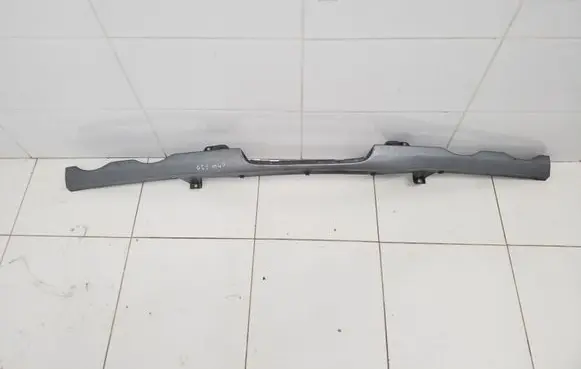 BMW 7 E32 Front grill