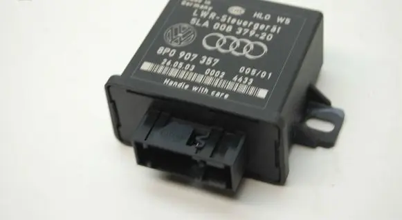 Audi A3 S3 8P Light module LCM 8P0907357