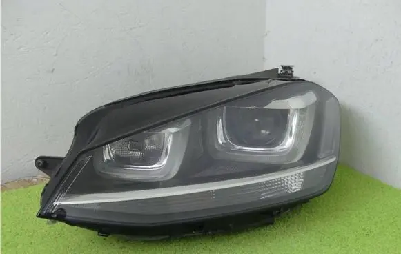 Volkswagen Golf VII Headlight/headlamp 5G1941033