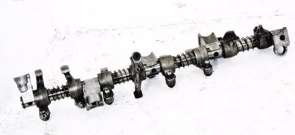 Mercedes-Benz Vario Engine head 6863986129