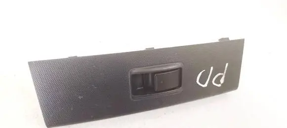 Toyota Corolla Verso AR10 Electric window control switch 742310F030 74231-0F030