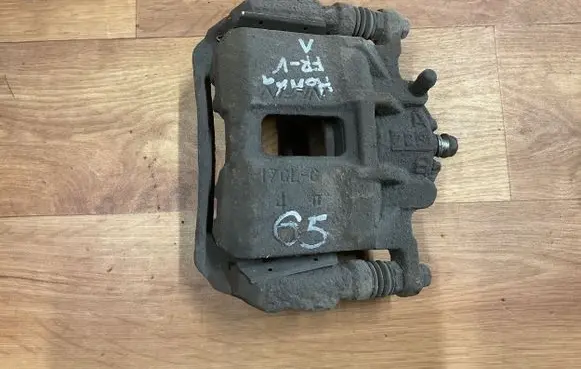 Honda FR-V Front brake caliper