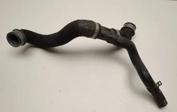 Mercedes-Benz E C207 W207 Engine coolant pipe/hose A2125012684
