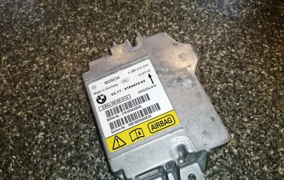 BMW 1 E81 E87 Airbag control unit/module 9184432