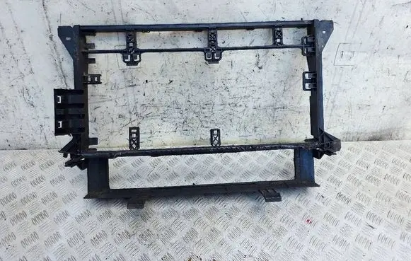 BMW 5 E39 Radiator mount bracket 2247356 17112247356
