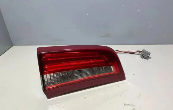 Volvo S60 Tailgate rear/tail lights 30796271 21500101 VV060CCS