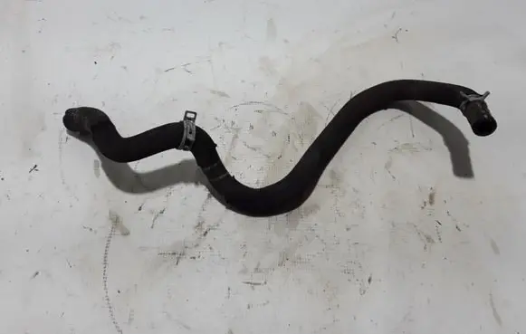 Volvo V40 Engine coolant pipe/hose 31368675
