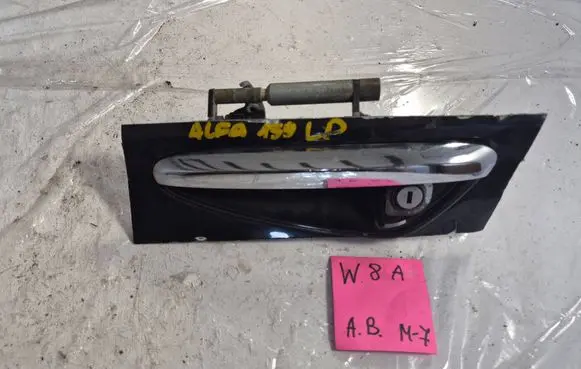 Alfa Romeo 156 Front door exterior handle B948