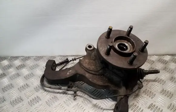 Jeep Cherokee III KJ Front wheel hub spindle knuckle 52088769AD
