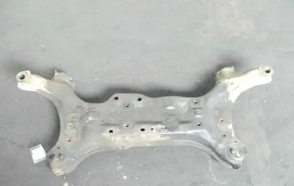 Toyota Carina T170 Front axle beam IMPRK1088587