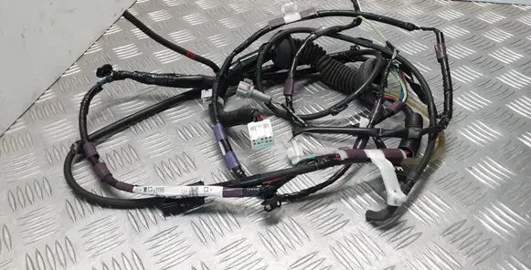 Toyota Land Cruiser (J120) Tailgate/trunk wiring harness 8218460230
