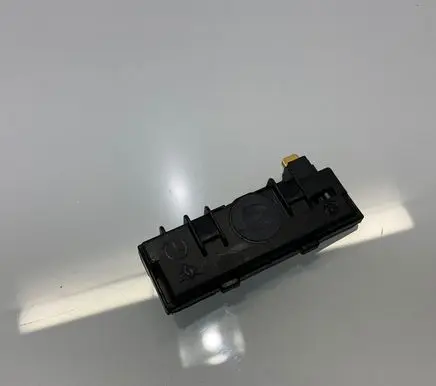 Mercedes-Benz E C207 W207 Rain sensor A2048210851 0A0EBF79E50B 2940708500