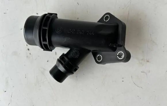 BMW 5 E60 E61 Engine coolant pipe/hose 11122247744