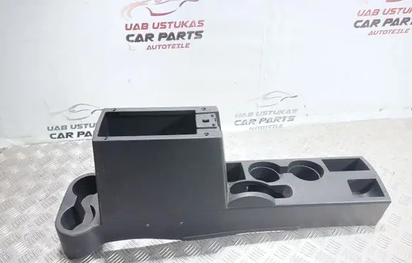 Jeep Patriot Other center console (tunnel) element L0050604