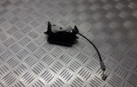 Toyota Corolla E120 E130 Tailgate opening switch BRAK