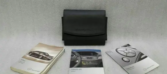 Mercedes-Benz E W212 User manual 