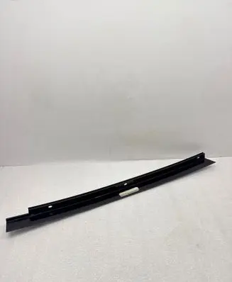 BMW X5M F85 Rear door glass trim molding 7289671