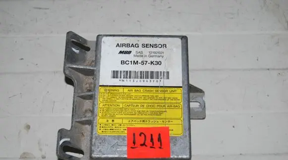 Mazda 323 Airbag control unit/module BC1M57K30