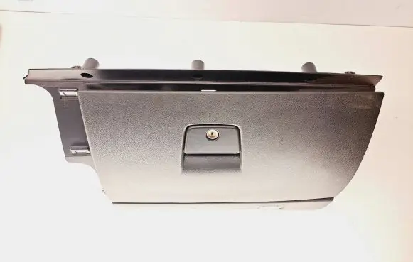 Volvo V50 Glove box 8626141 3865