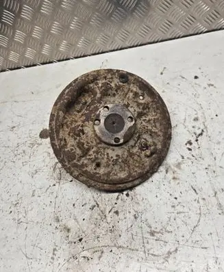 Volkswagen Golf III Rear brake disc plate dust cover 
