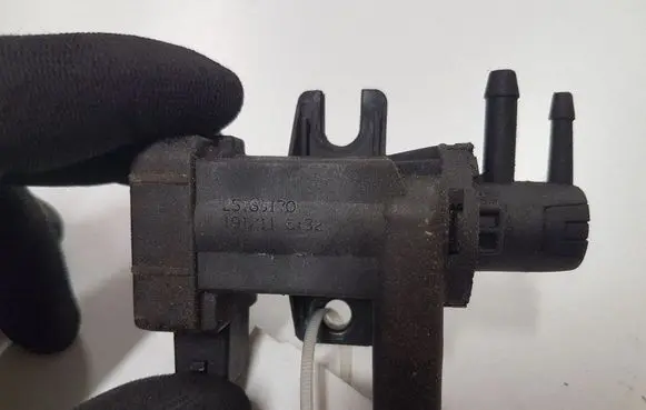Opel Antara Turbo solenoid valve 25183170