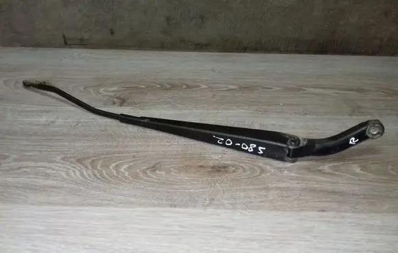 Volvo S80 Front wiper blade arm 09484611 9484615