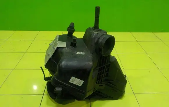 Audi A5 8T 8F Air filter box 8K0133843E RP98 8K0133837AB