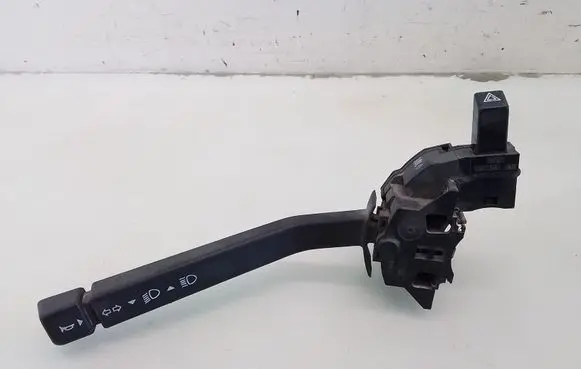 Hyundai Lantra II Indicator stalk 13B302AH