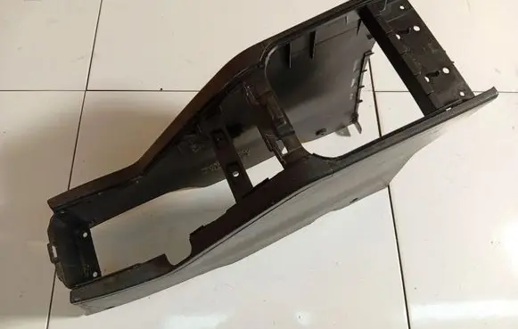 Chevrolet Captiva Center console Dw0549