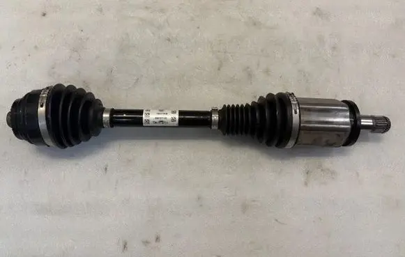 BMW 7 G11 G12 Front driveshaft 8687377