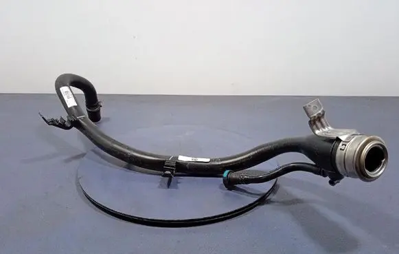 BMW X4 F26 Fuel tank filler neck pipe 7404087
