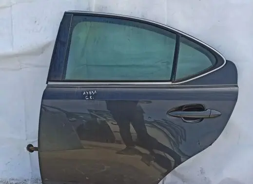 Lexus IS 220D-250-350 Rear door Pilka