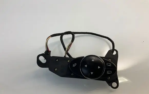 Mercedes-Benz E W211 Wing mirror switch 2118208510 626580 03211011