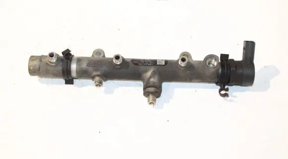 Audi A4 S4 B7 8E 8H Fuel main line pipe 059130090J 057130764B