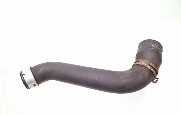 Mercedes-Benz Vito Viano W639 Engine coolant pipe/hose A6395017382