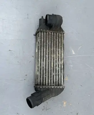 Peugeot 5008 Intercooler radiator 9673015780