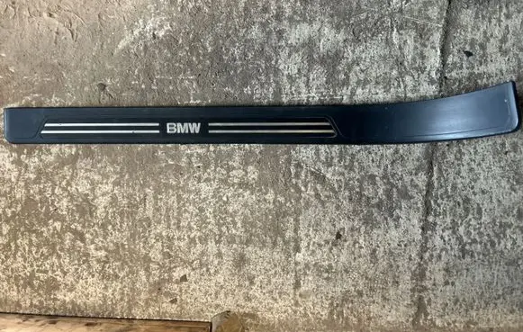 BMW 7 E38 Front sill trim cover 8125935