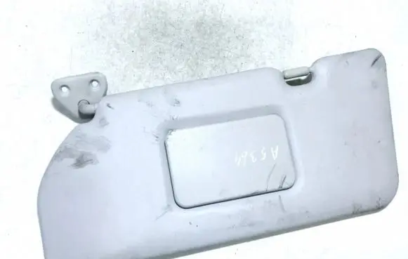 Nissan Almera Tino Sun visor