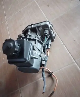 Mercedes-Benz ML W164 Power steering pump A1644601780