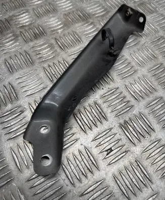 Nissan X-Trail T32 Fender mounting bracket 