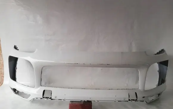 Porsche Cayenne (9Y0 9Y3) Front bumper 9Y0807221B